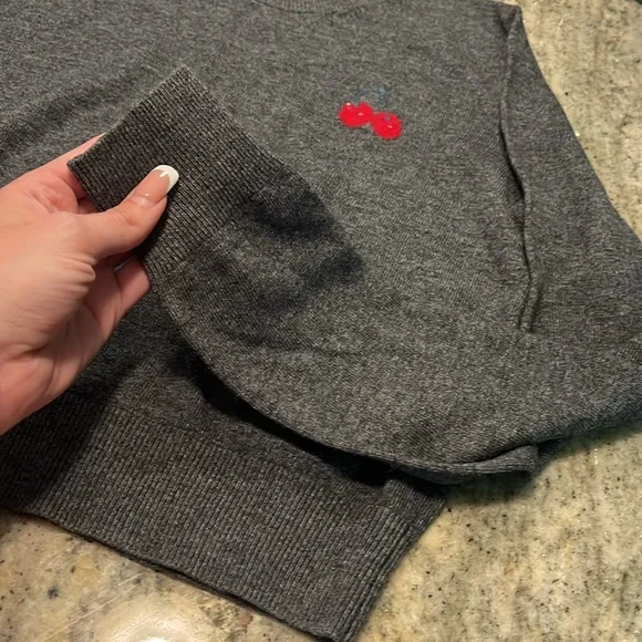NWOT Artizia Sunday Best Abby Crewneck Wool Sweater Grey w/ Cherry detail Sz S - Picture 6 of 9